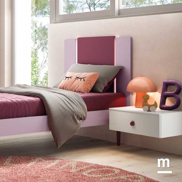 Letto Woody Slim con testata Pillar