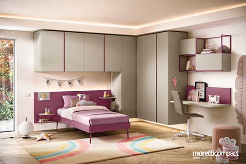 Cameretta a ponte con armadio ad angolo sospeso