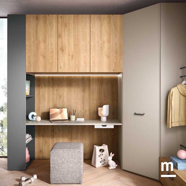 Scrivania sotto ponte