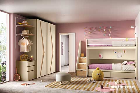 Cameretta con letto a castello e armadio scorrevole