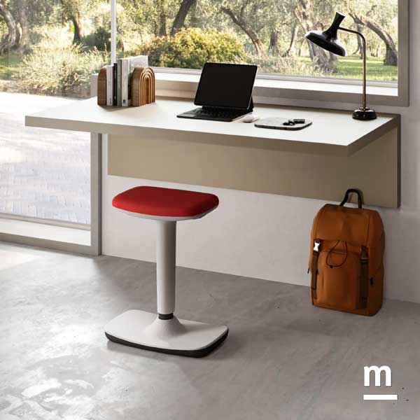 Scrivania sospesa Scrivania sospesa