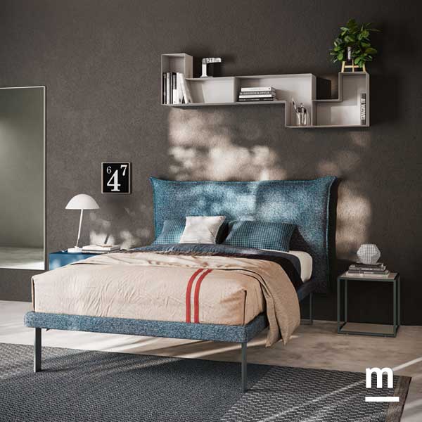 Letto imbottito con testata Hug