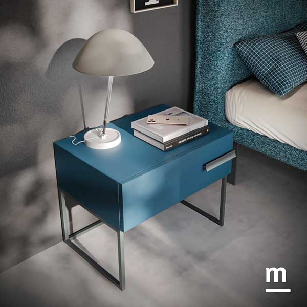 Wallbox su basamento alluminio