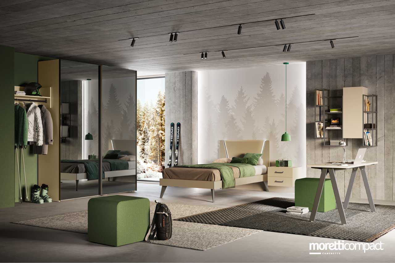 Camera con armadio ad ante scorrevoli a specchio Camera con armadio ad ante scorrevoli a specchio