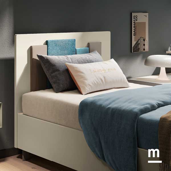 Letto con testata Plane Race